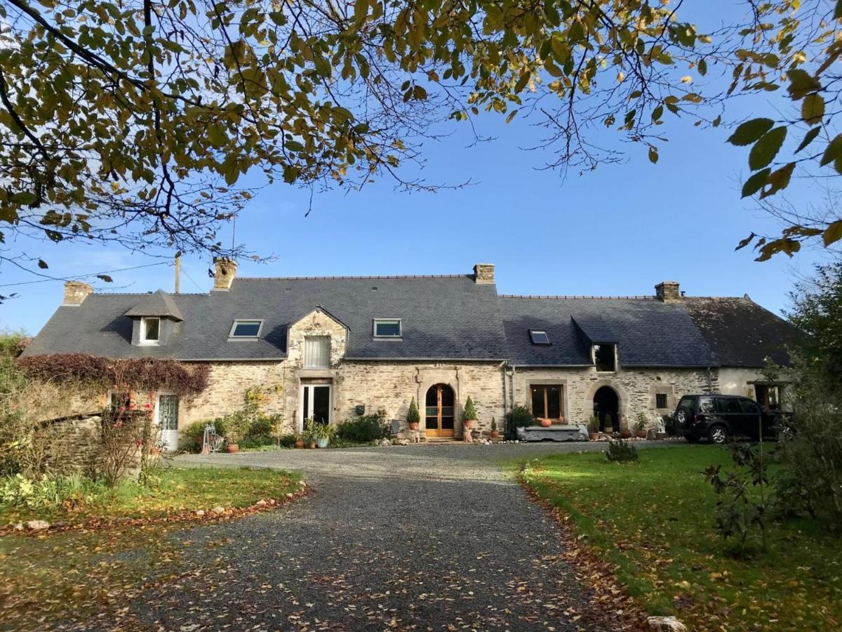 La Ville De Mainguy Josselin Esterno foto